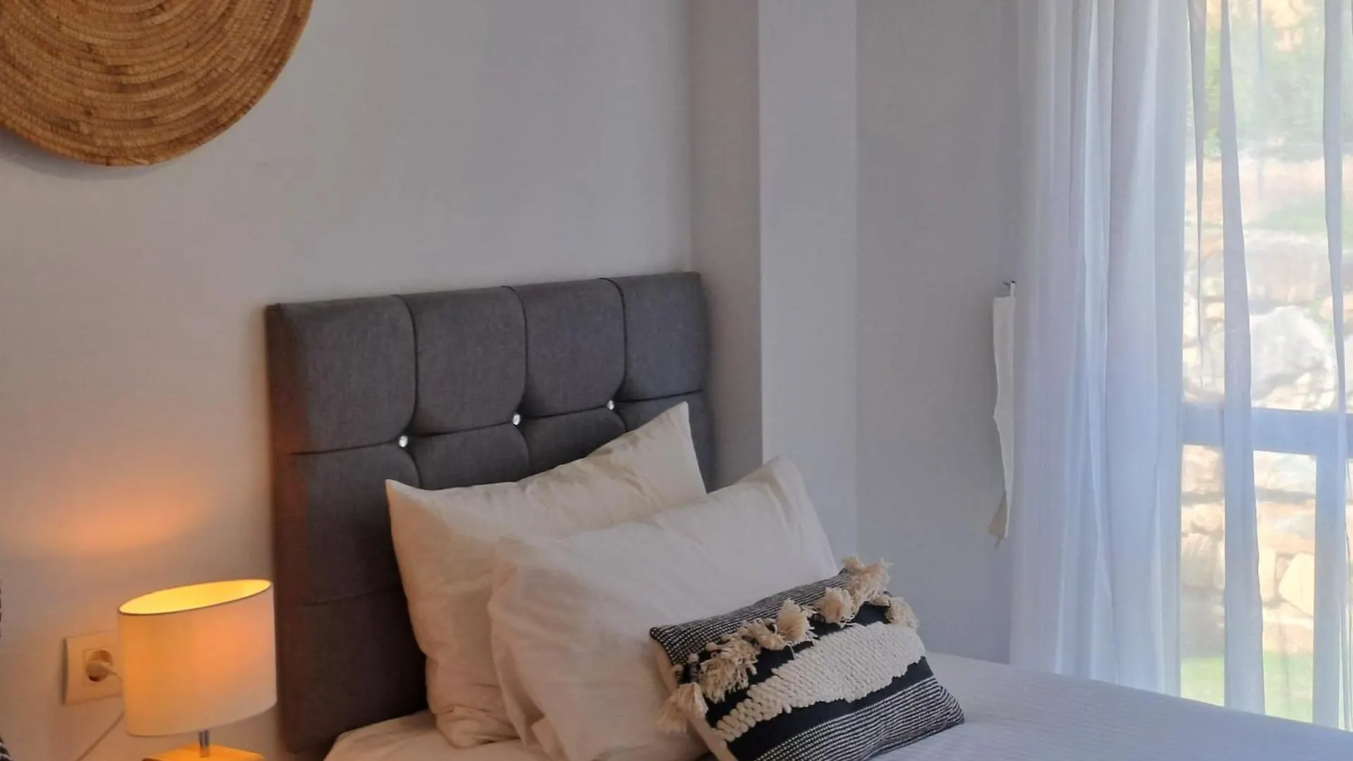 Noctua Cortesin Sun 002 Casares 0*,  Spain